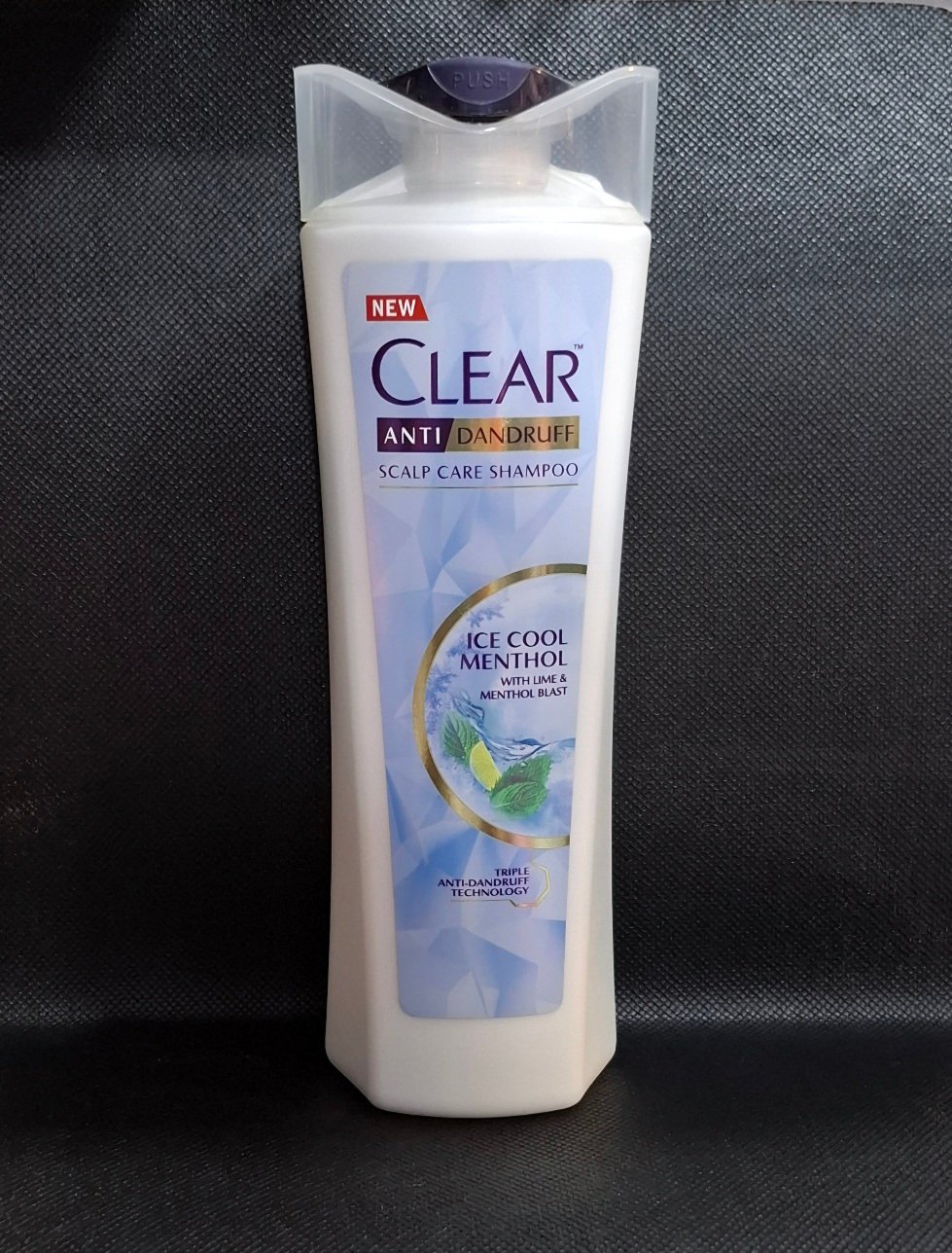 Clear Ice Cool Menthol Anti Dandruff Shampoo 300ml(Imported)